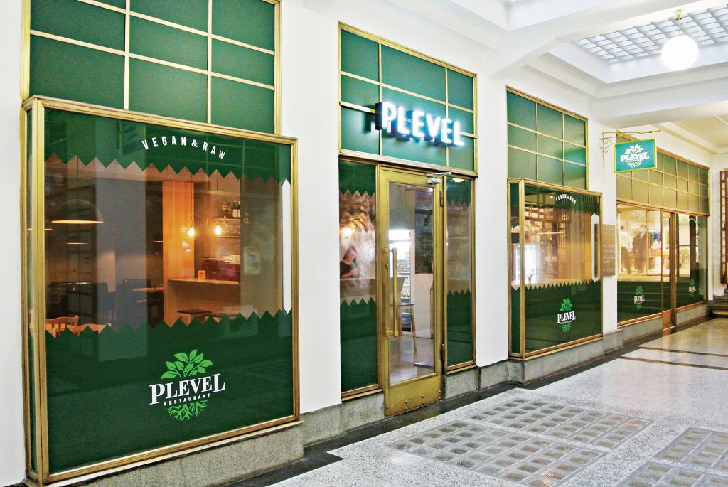 Plevel vegan & raw restaurant 